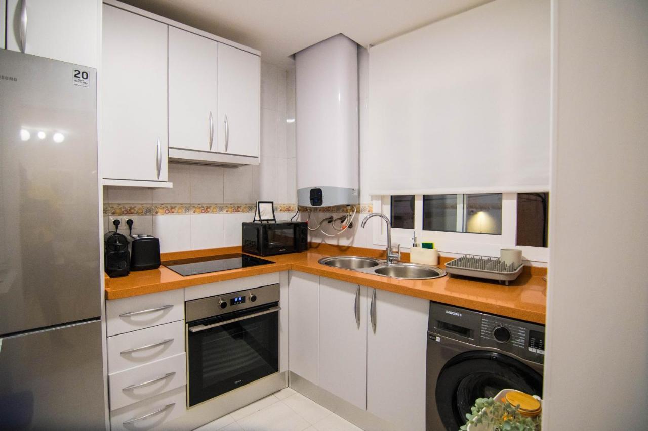 New! Luxury Center & 2 Balconies Apartment Málaga