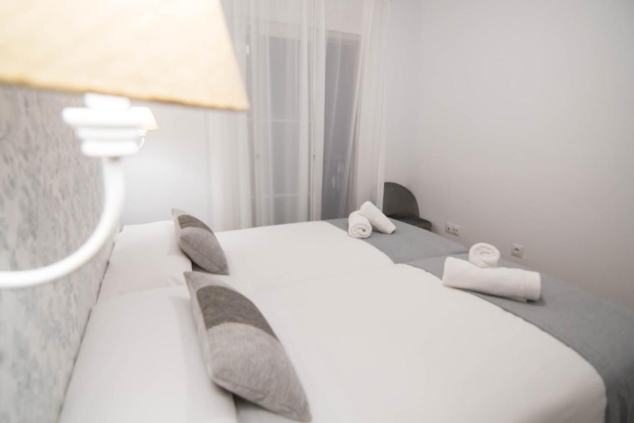 New! Luxury Center & 2 Balconies Apartment Málaga