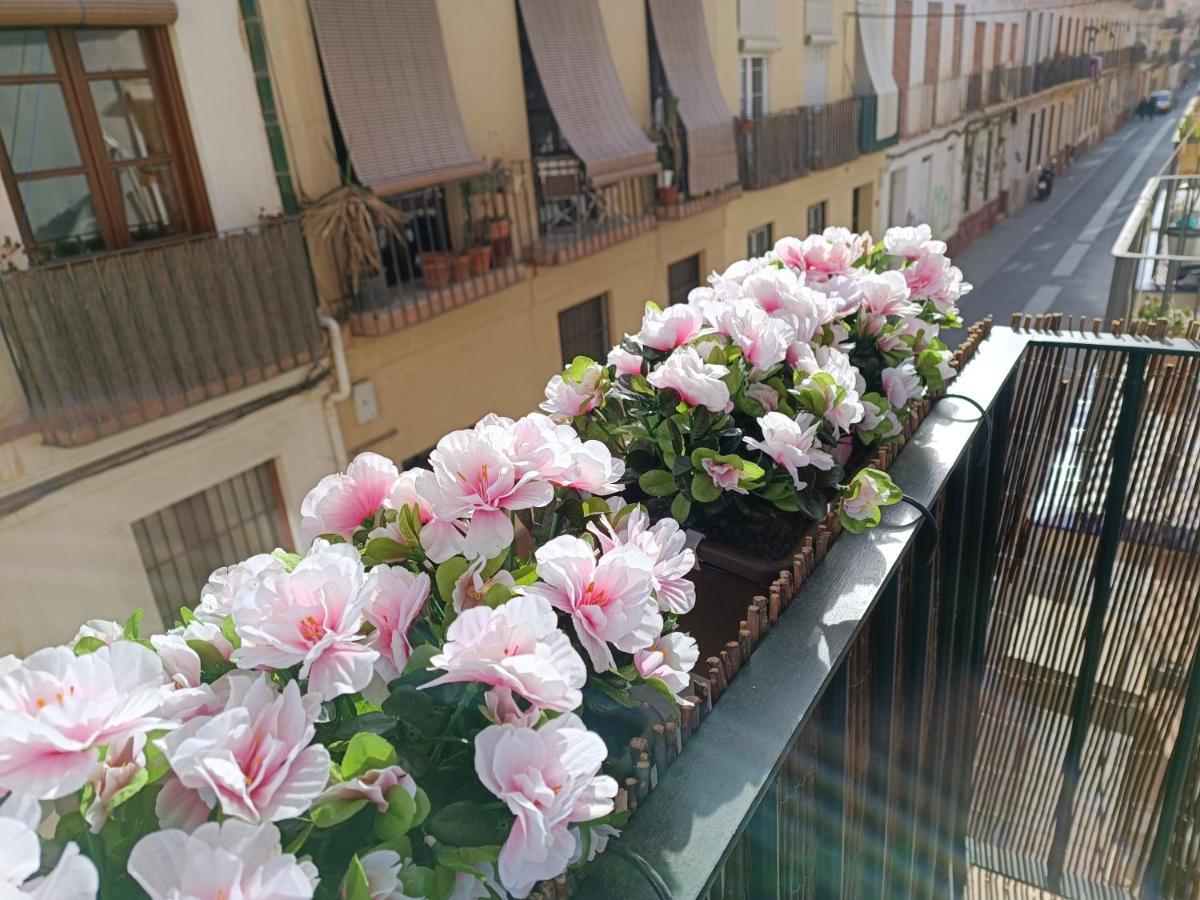 New! Luxury Center & 2 Balconies Apartment